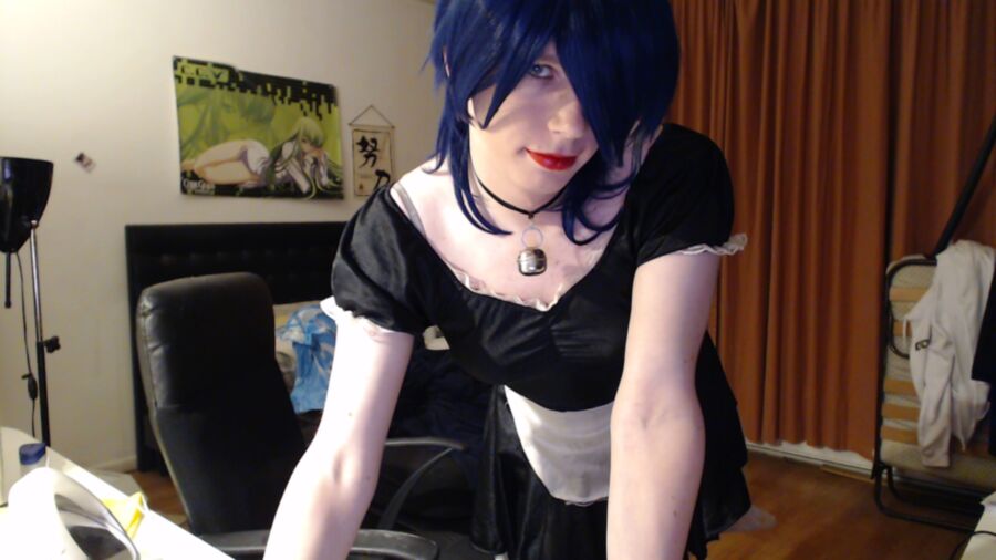 Sissy Kitty Maid