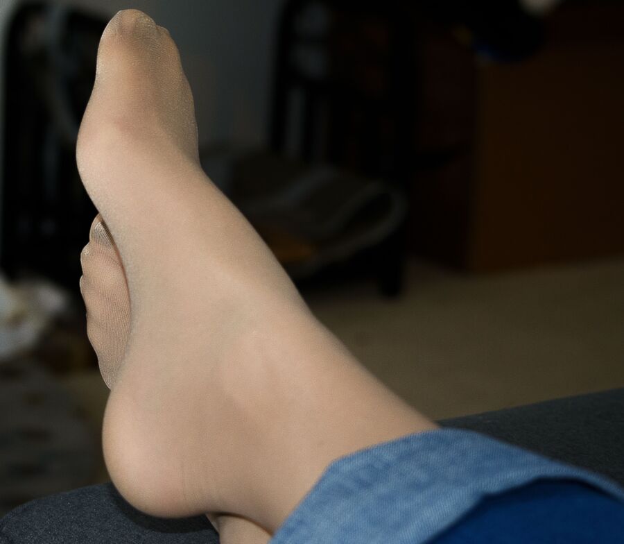 Nylonfüße für einen Footjob