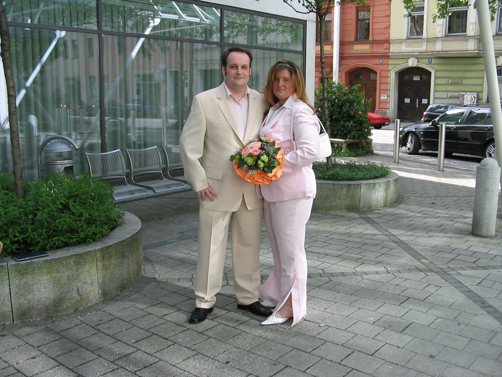 Mãe gordinha posando para o marido