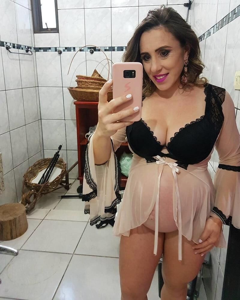 Caliente amateur preggo mamá elaine en casa no desnuda 2