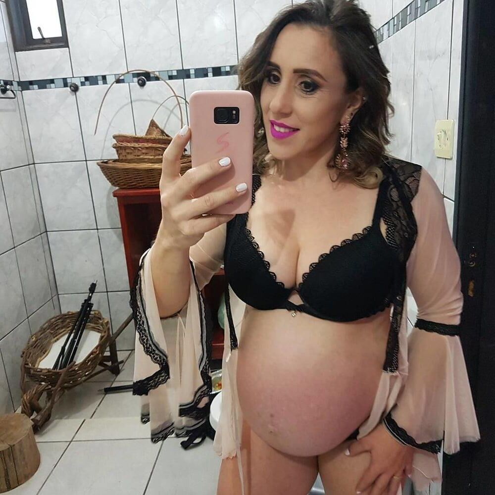 Caliente amateur preggo mamá elaine en casa no desnuda 2