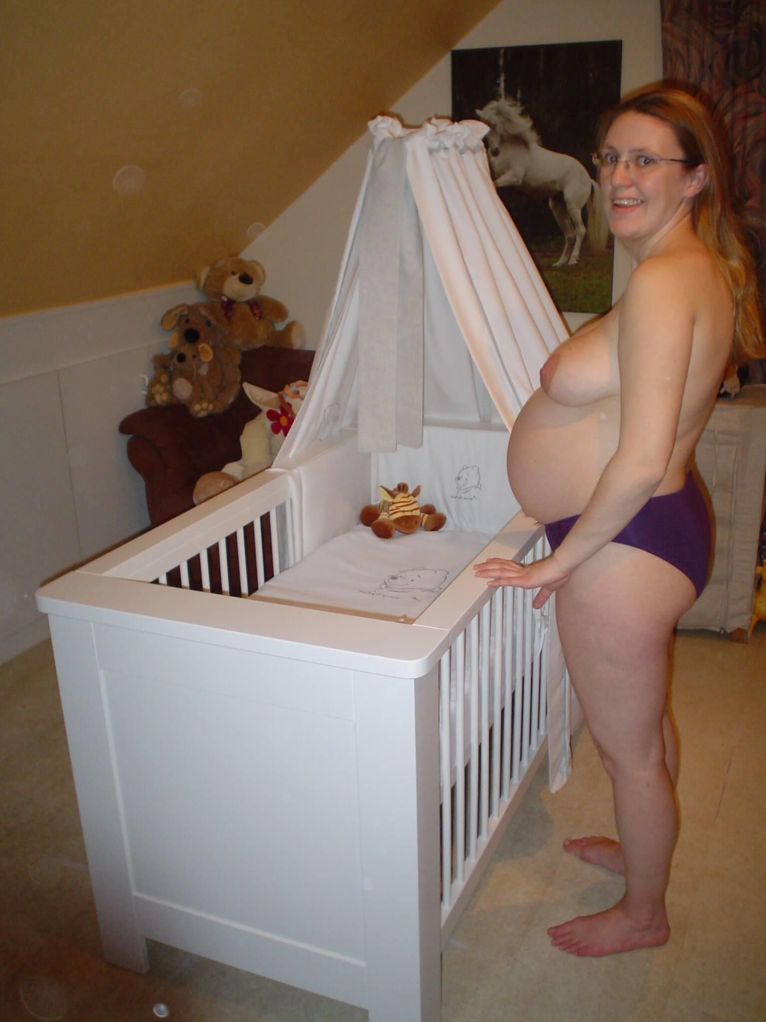 amateur pregnant german