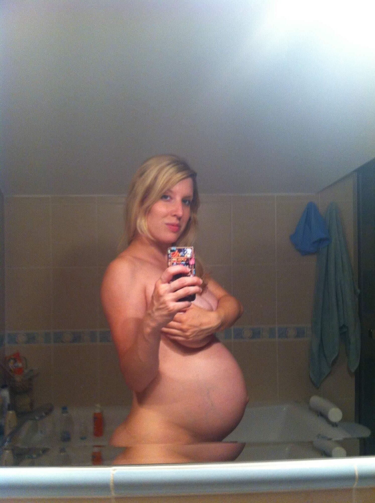 Pregnant Selfies