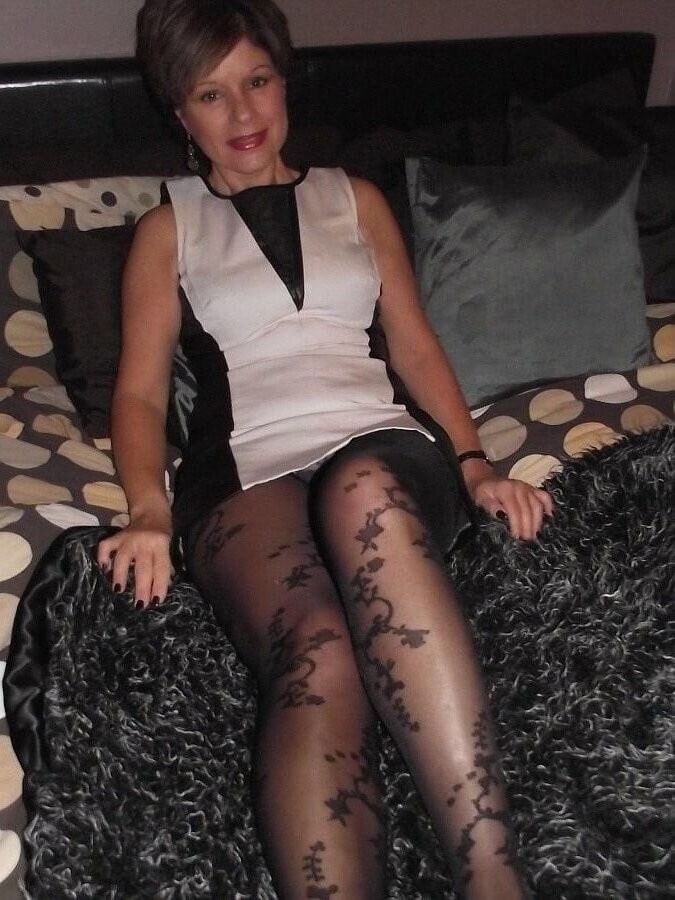 sexy lady paterned pantyhose