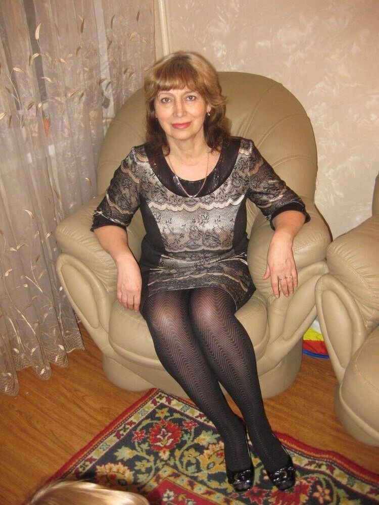 ordinary mature lady 2