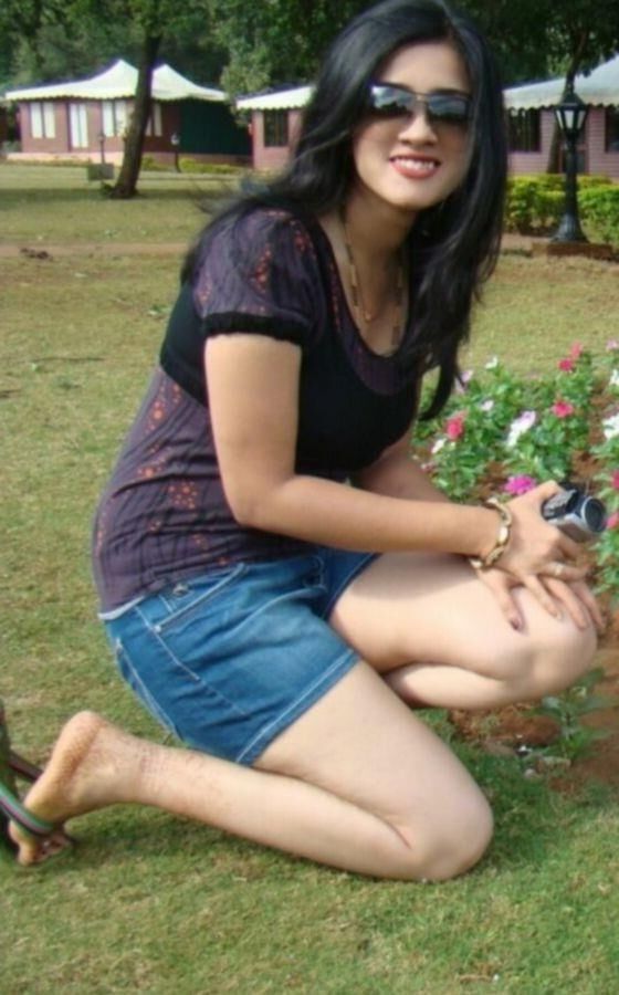 Indian slut doctor nude full collection