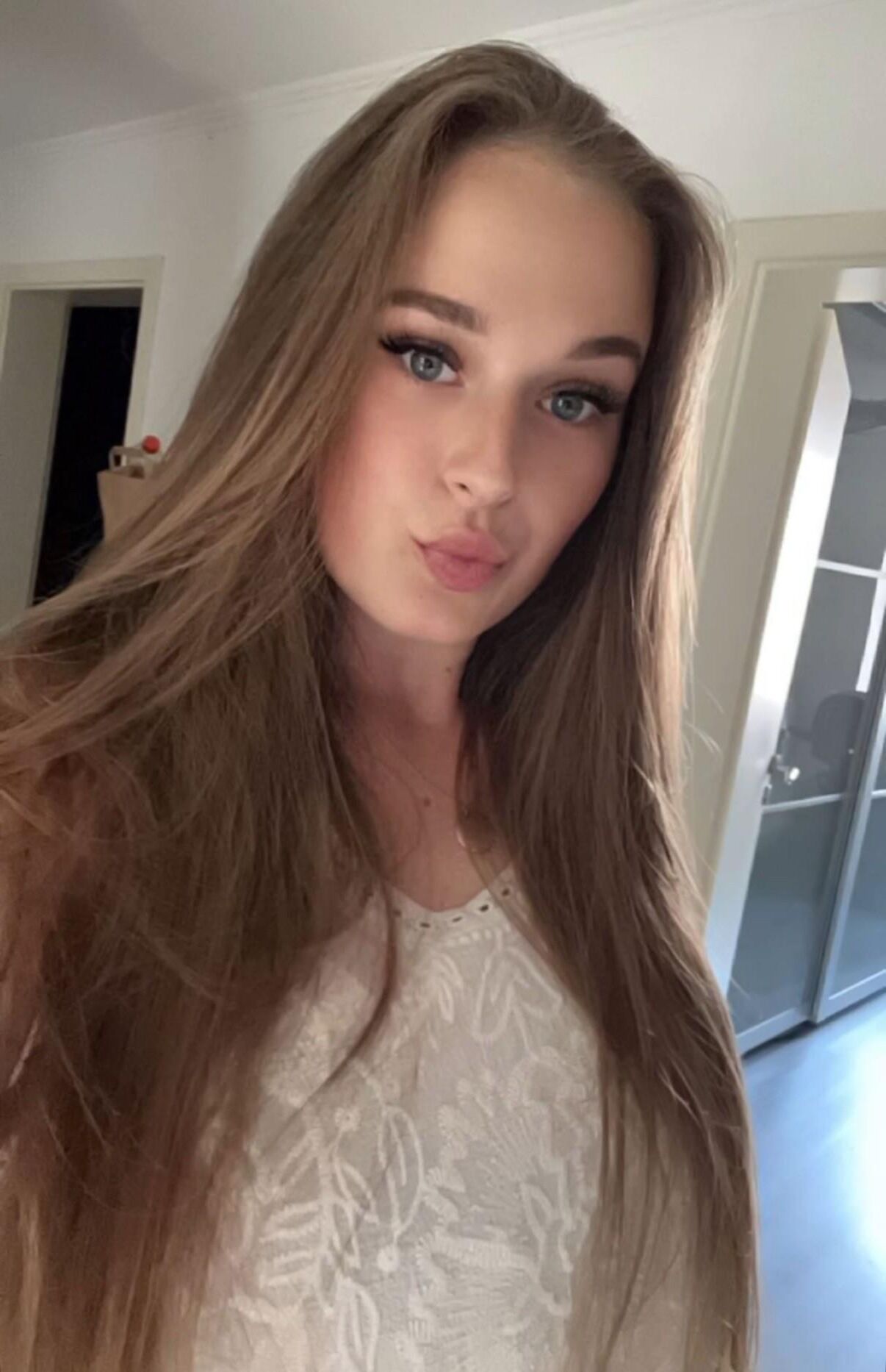 Deutscher Teenager Selina