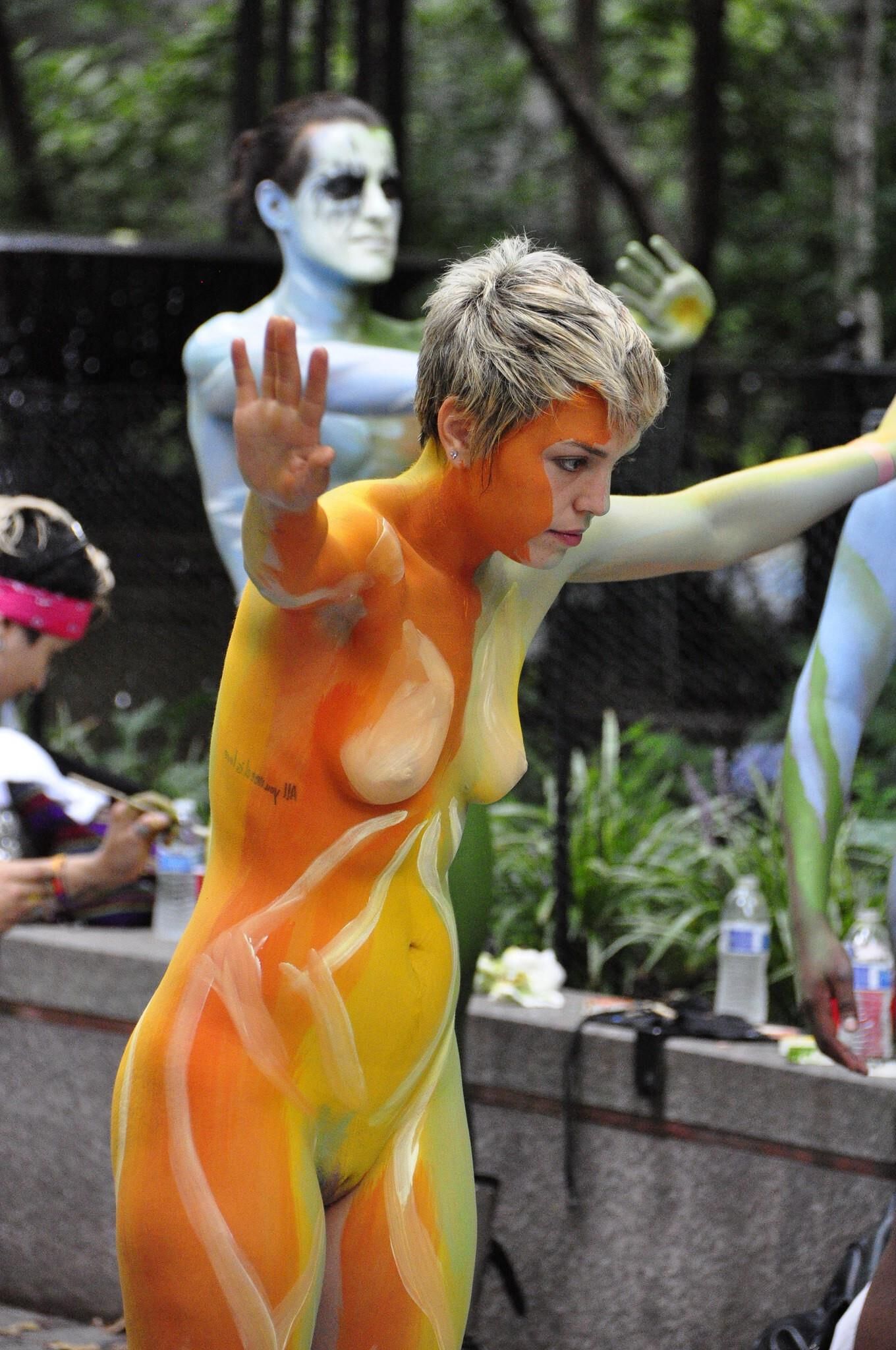 Bodypaint Babes 