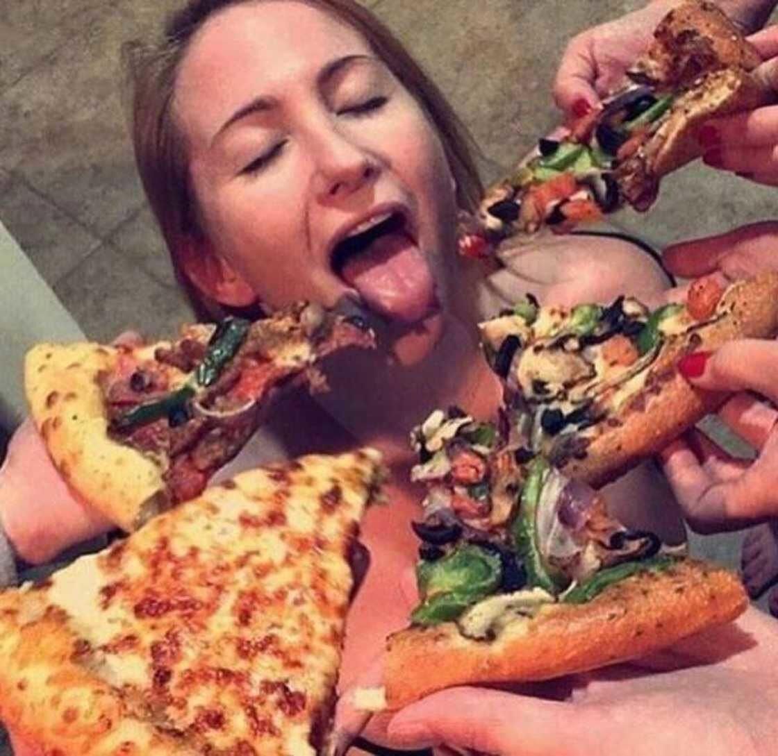 pizza loves girls