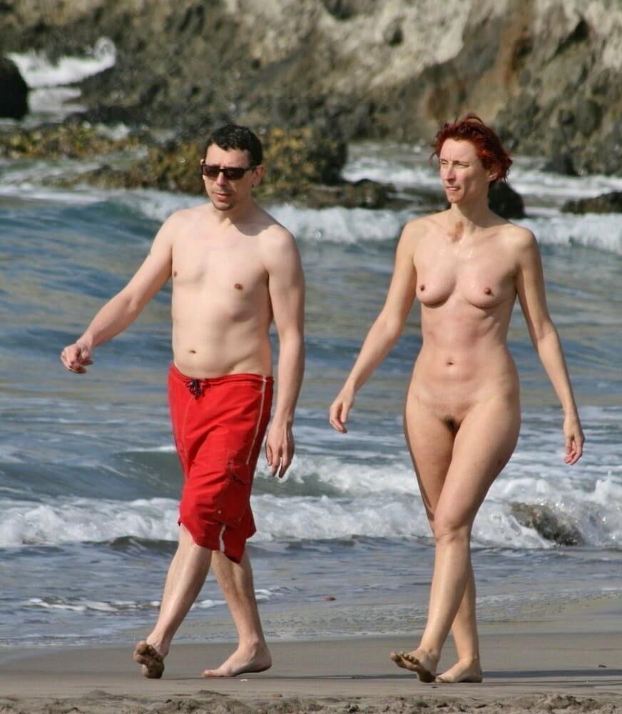 Nudist 