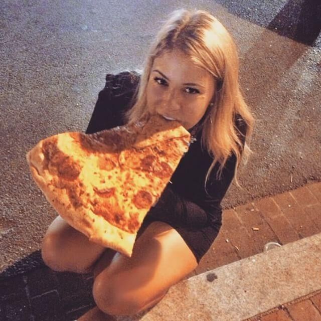 pizza loves girls