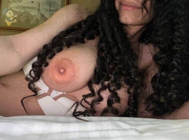 What a set of areolas she has