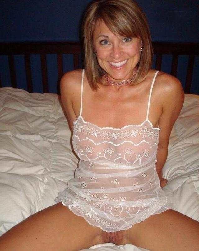 Milf/Mature Mommy Pleasure 