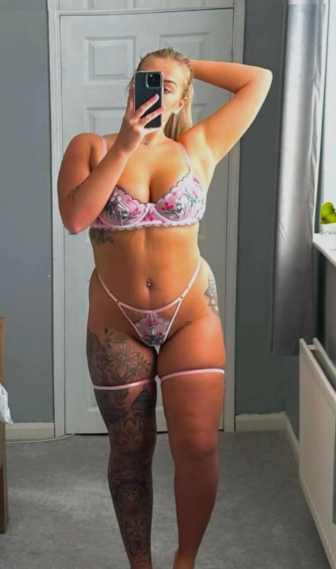 Babes de lingerie