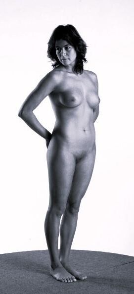 Nackt milf b/w