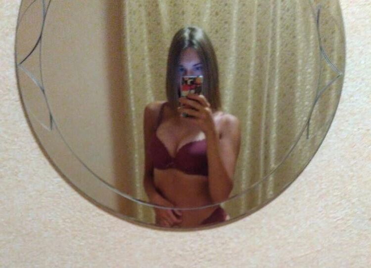New Mirror = New photos for my new fans