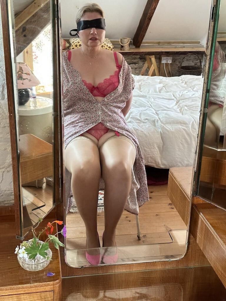 So Sexy Emily from the UK