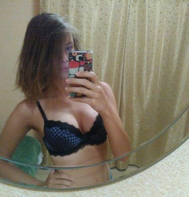 New Mirror = New photos for my new fans