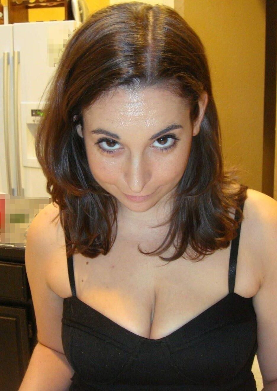 Brunette