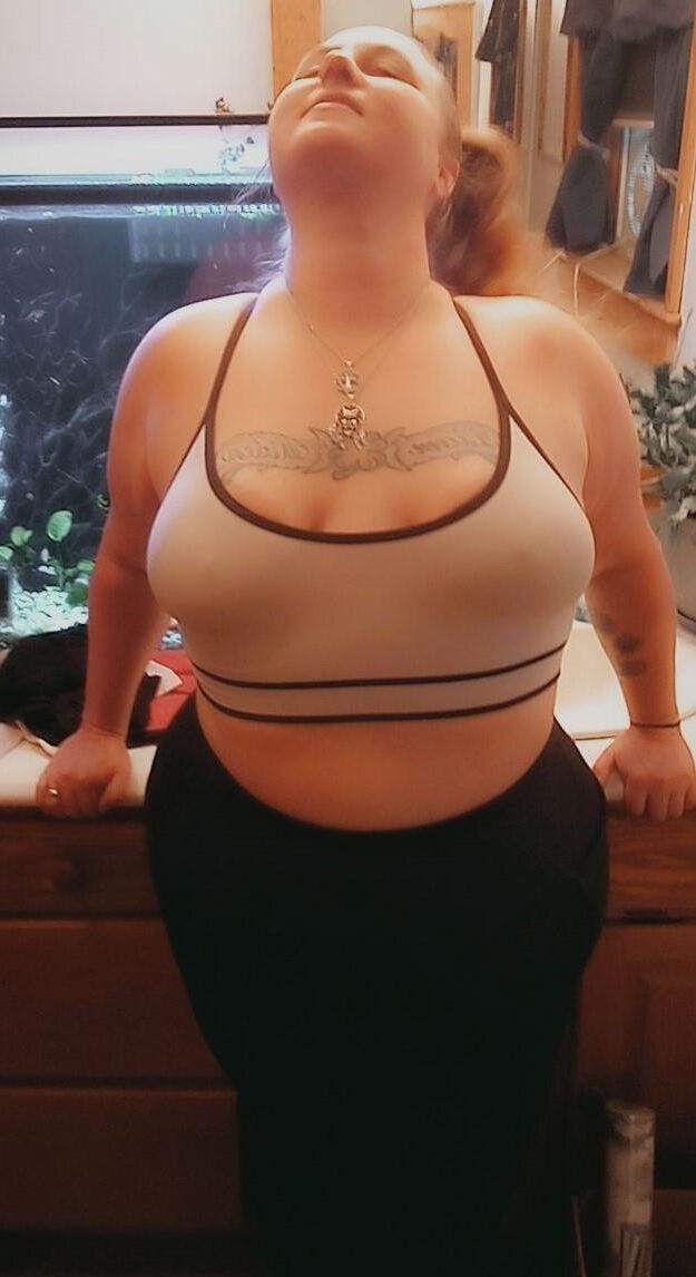Ta femme, ma sale petite salope