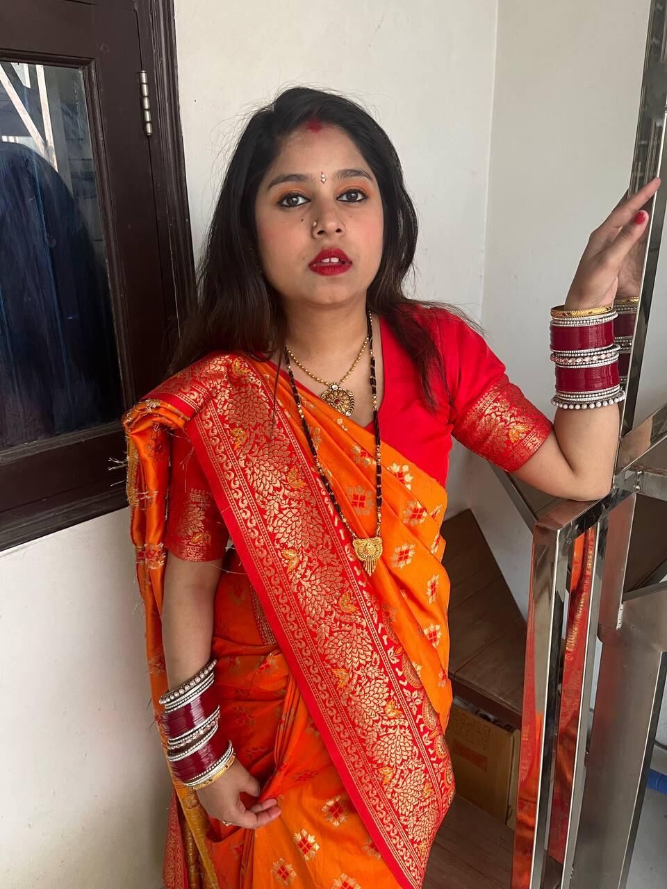 Esposa india tirando