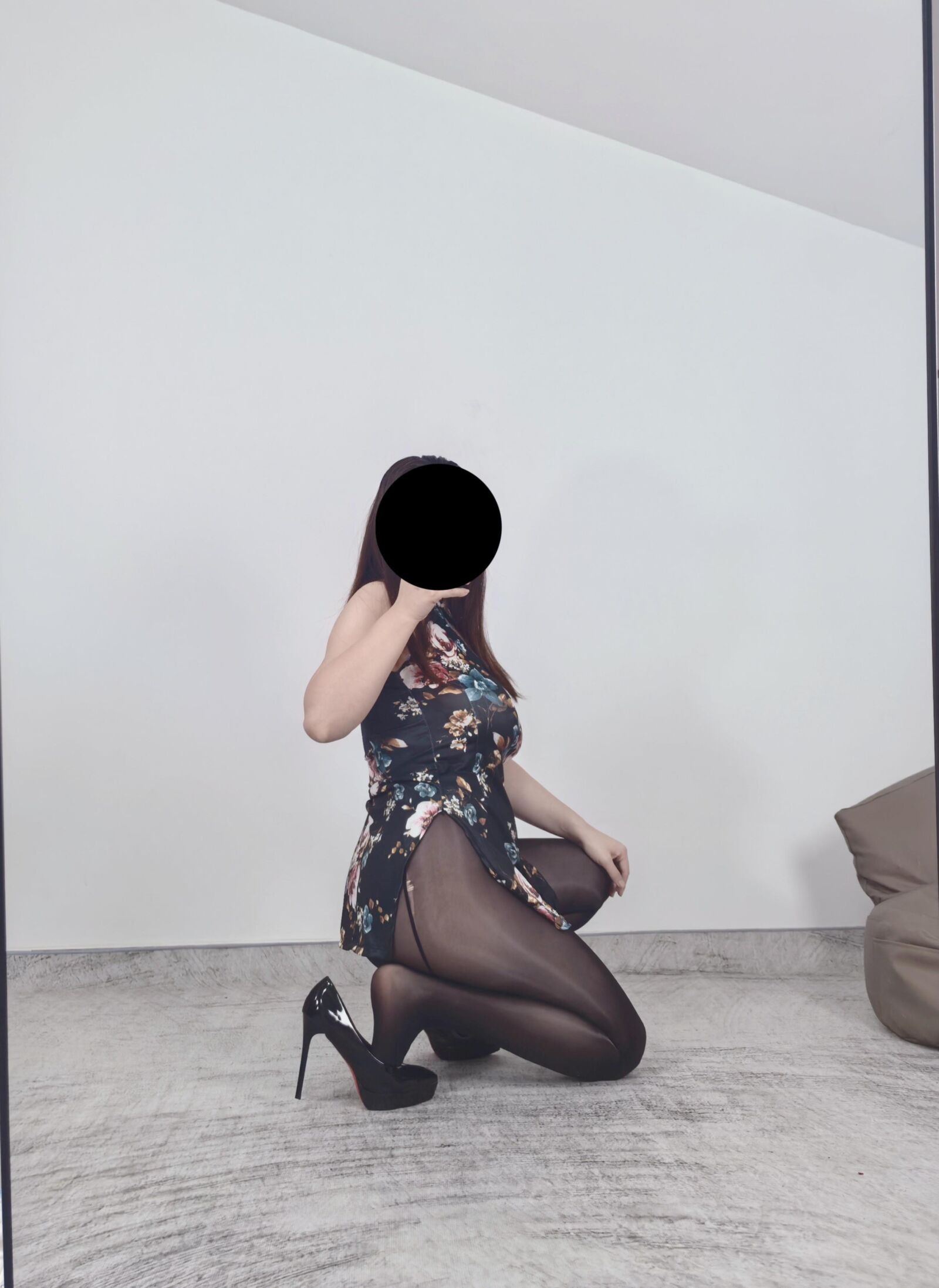 Selfie of my obedient wife 