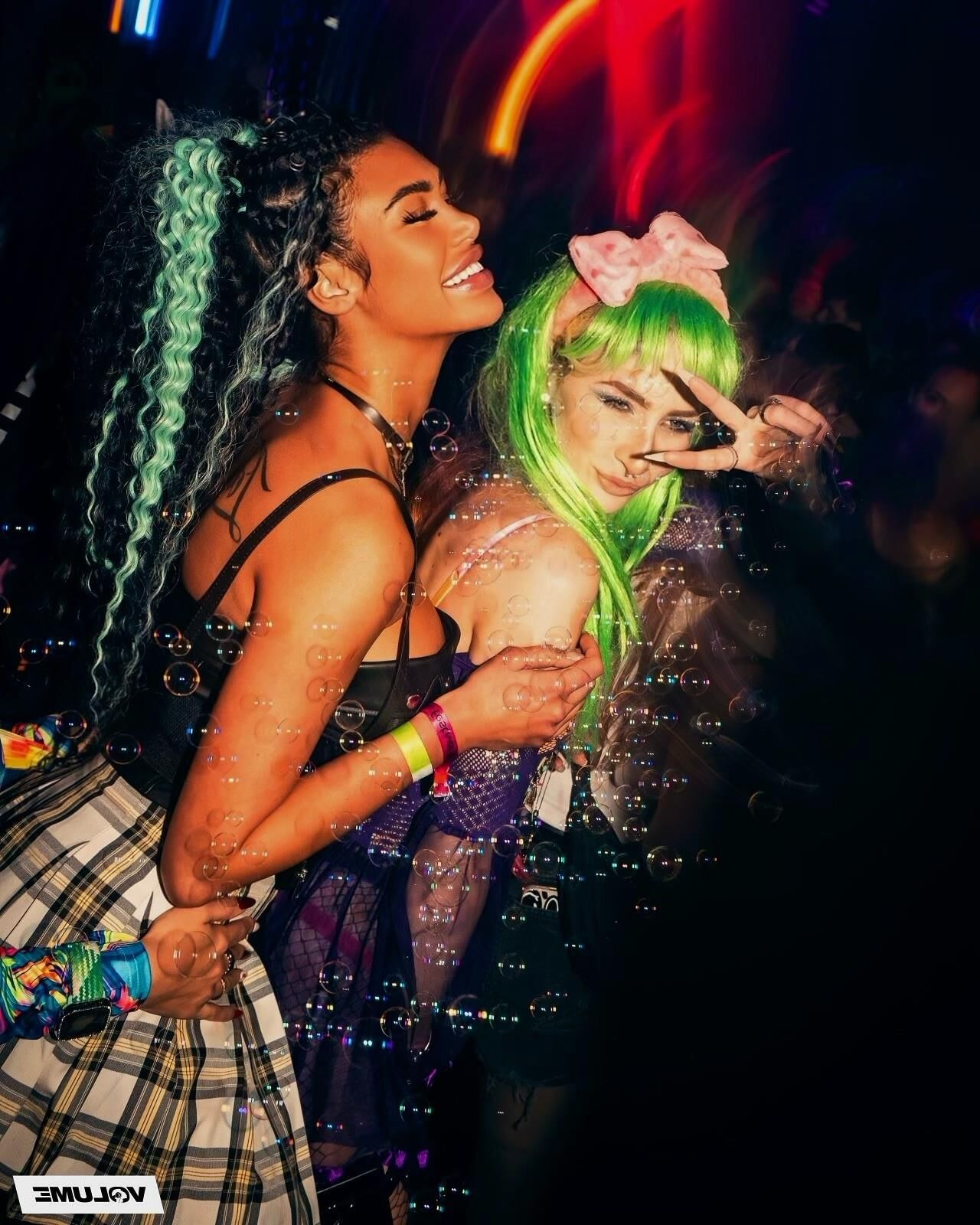 Serbio bimbo rave/dj