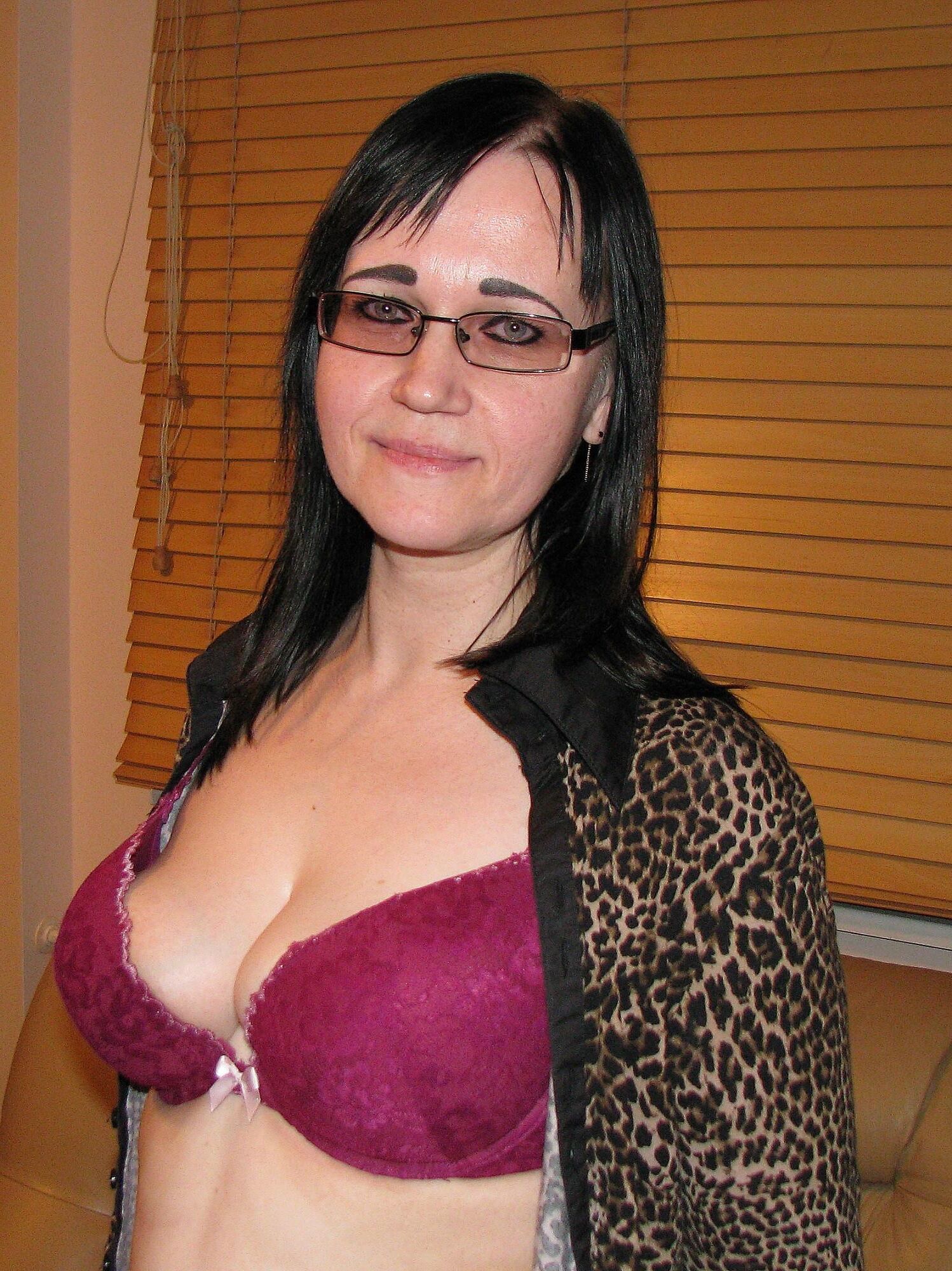 Merle slutty milf, 