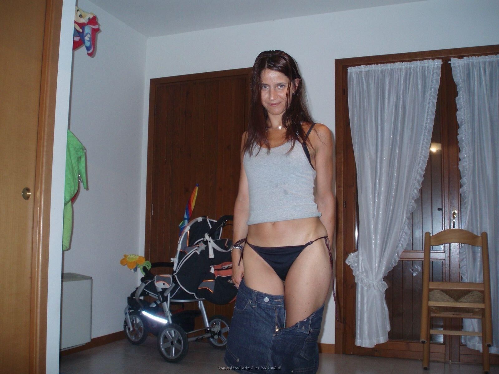 Geile MILF aus der Nachbarschaft 