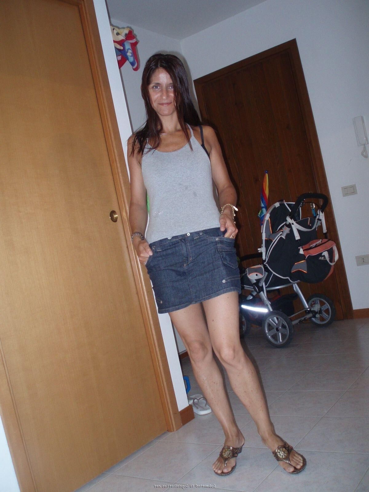 Geile MILF aus der Nachbarschaft 