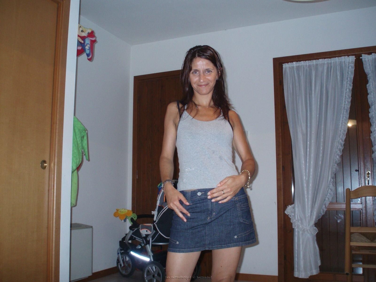 Geile MILF aus der Nachbarschaft 