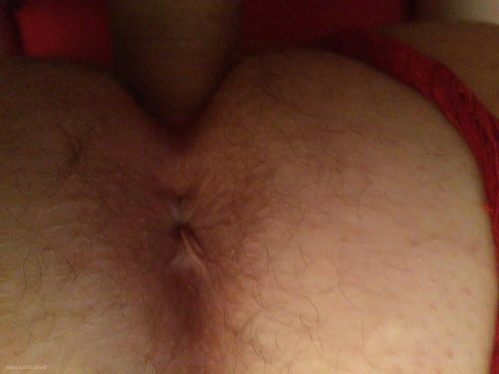 Gordio gastero lou del Reino Unido Gran intestino sexy y coño gordo en ella