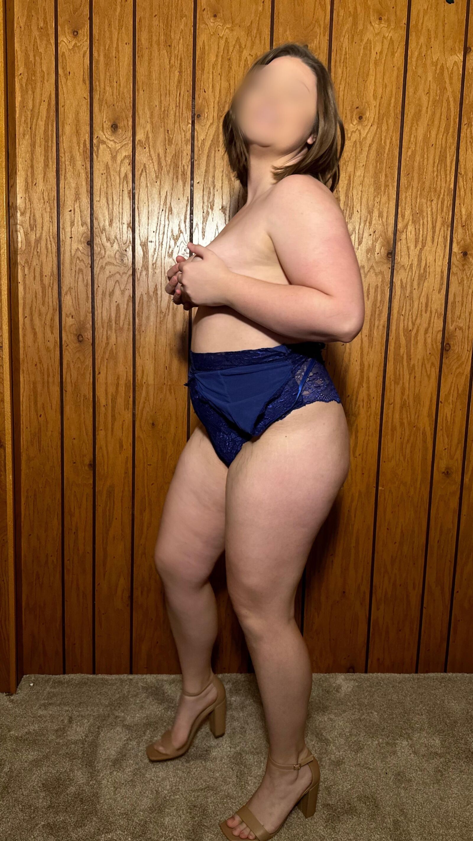 Amateur mollige Frau