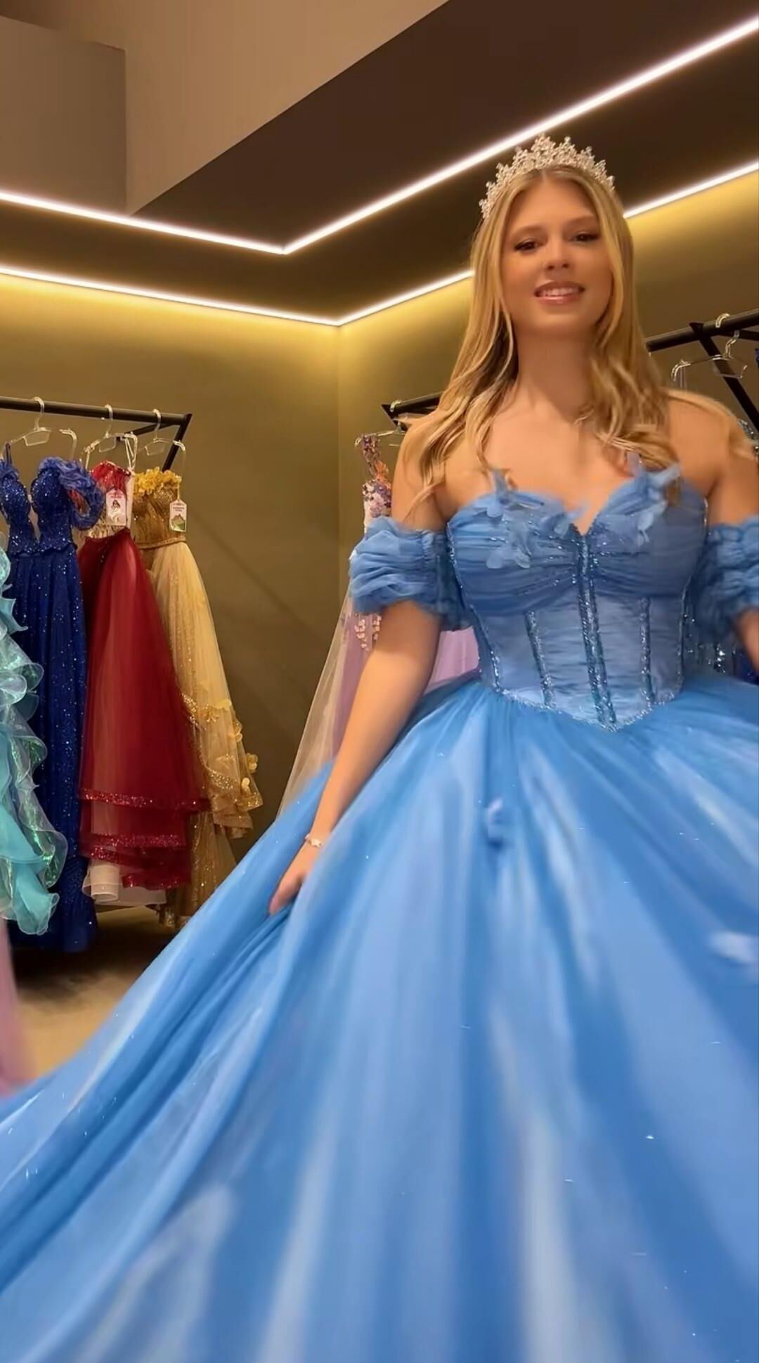 Prom queen 