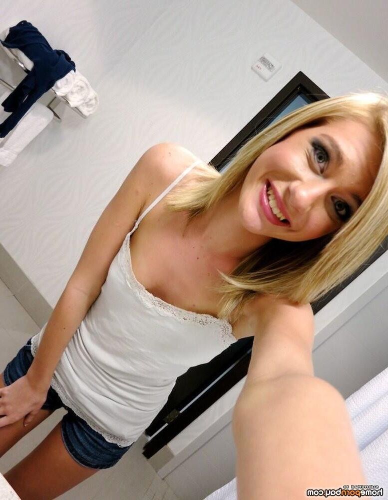 AMA Tiny Skinny Spaghetti Tank Blonde