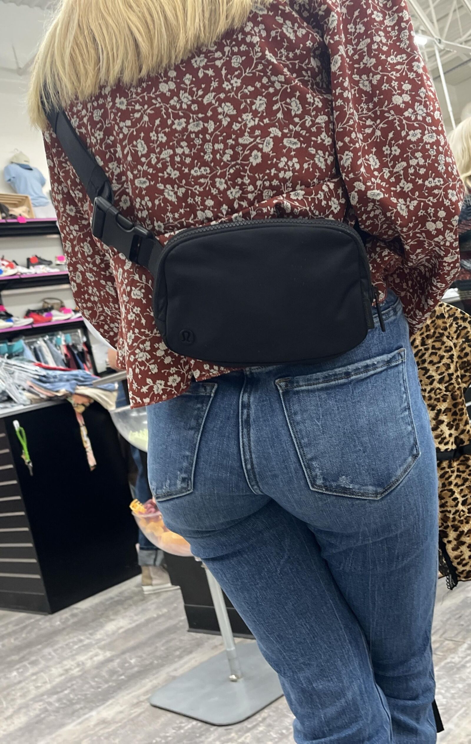 Nur eine Ladung ihrer Arschbacken sind so perfekt