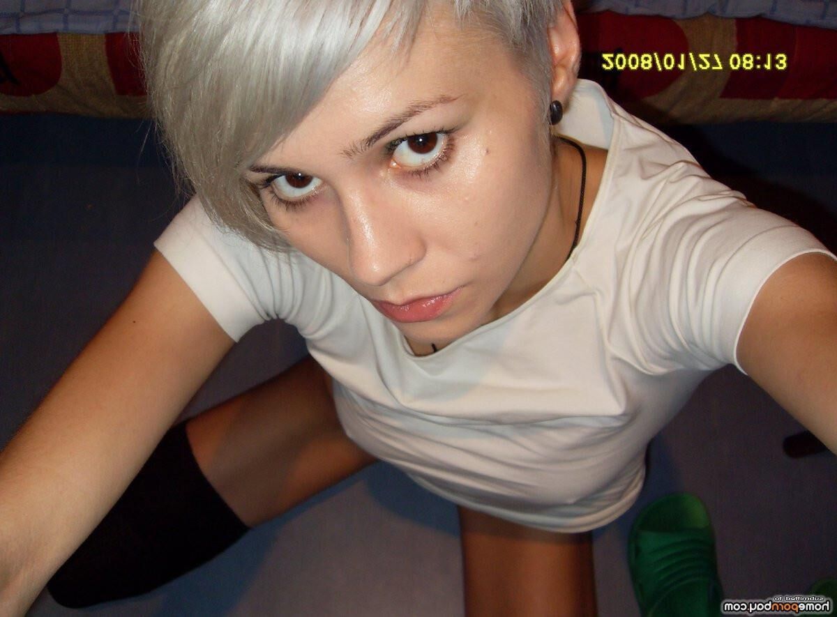 Ama Tiny Bleichpixie