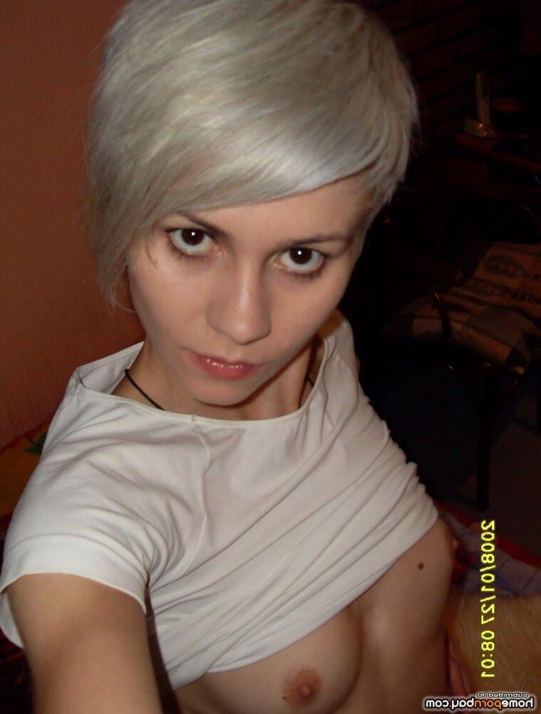 Ama Tiny Bleichpixie