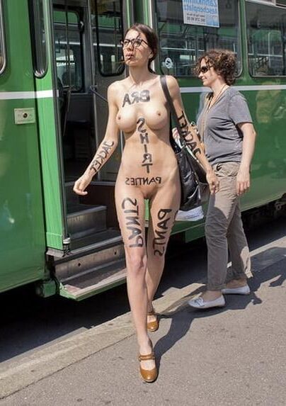 Nudist 