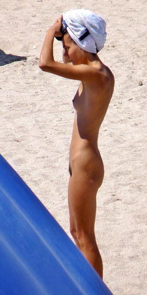 Nudist 