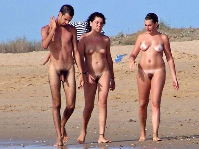 Nudist 