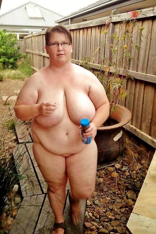 Nudist 