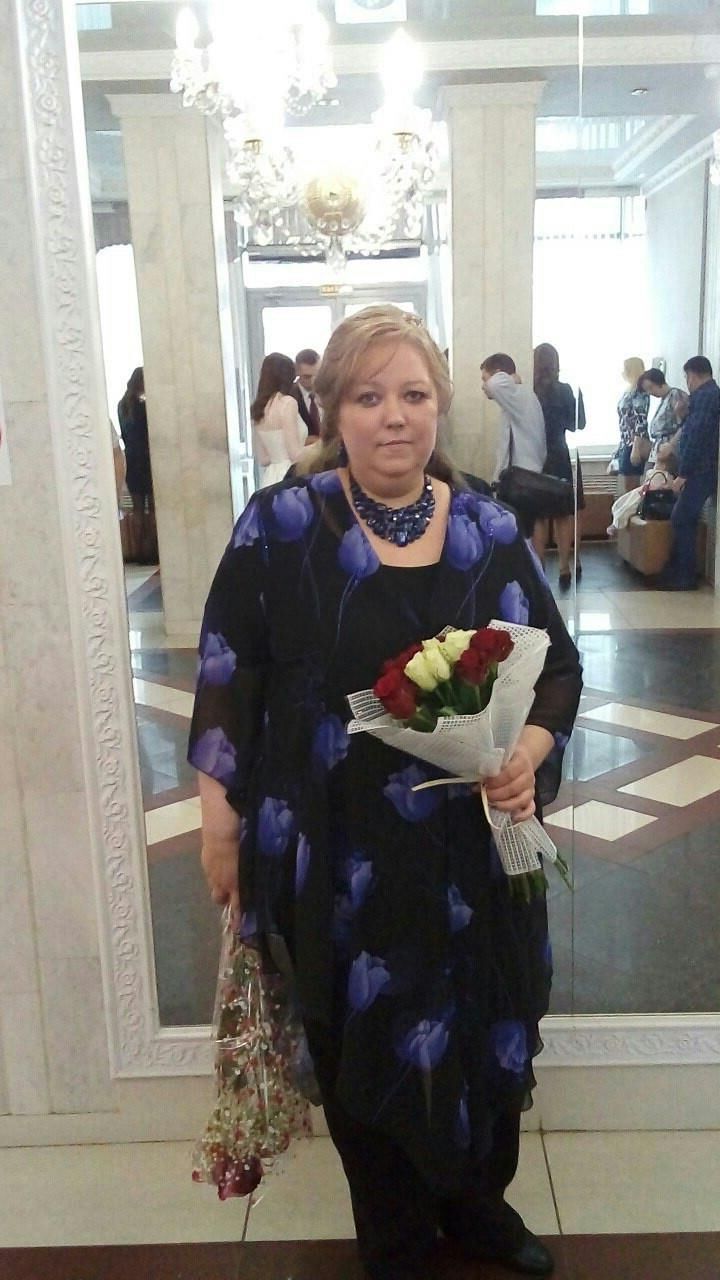 Teacher Anyuta from Velikiy Novogrod in Russa used to be naked