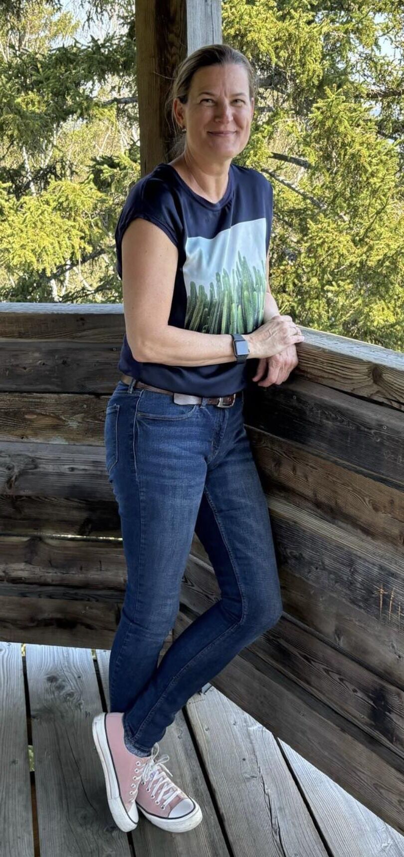 Mom has big saggers
