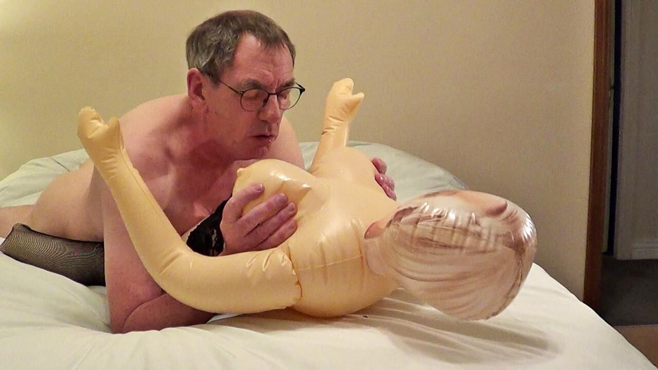 Doll foreplay & anal