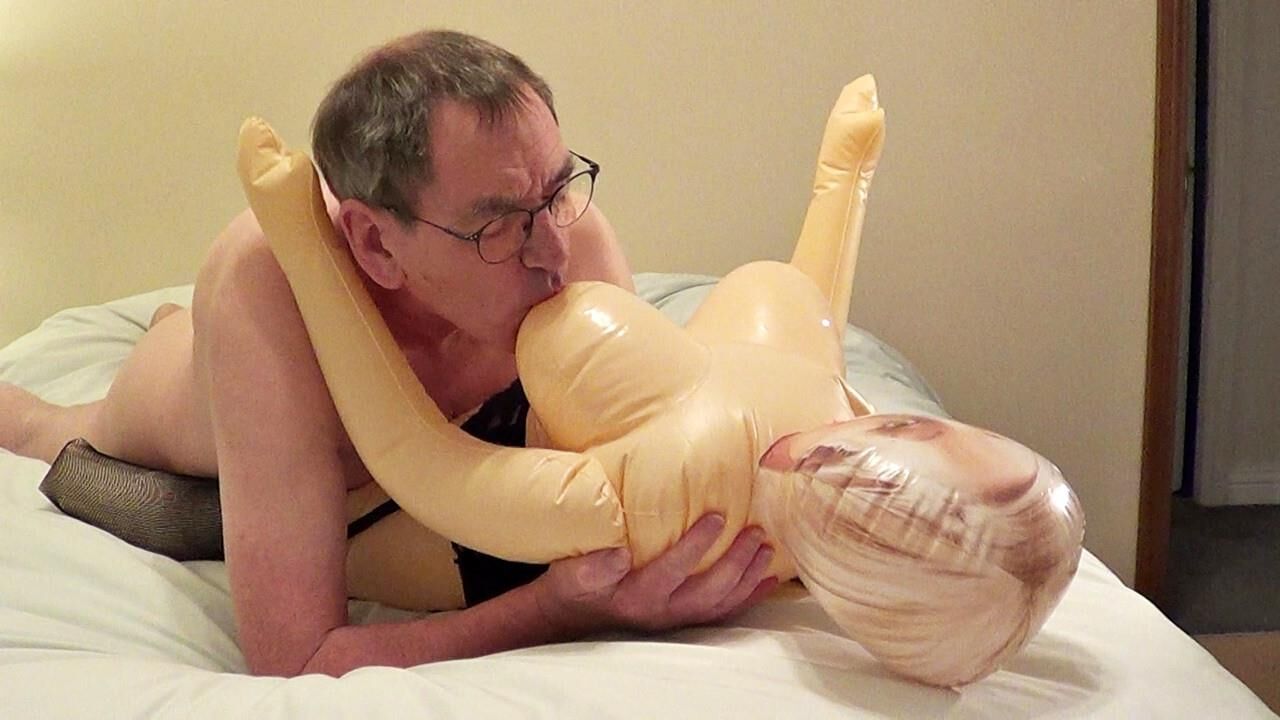Doll foreplay & anal