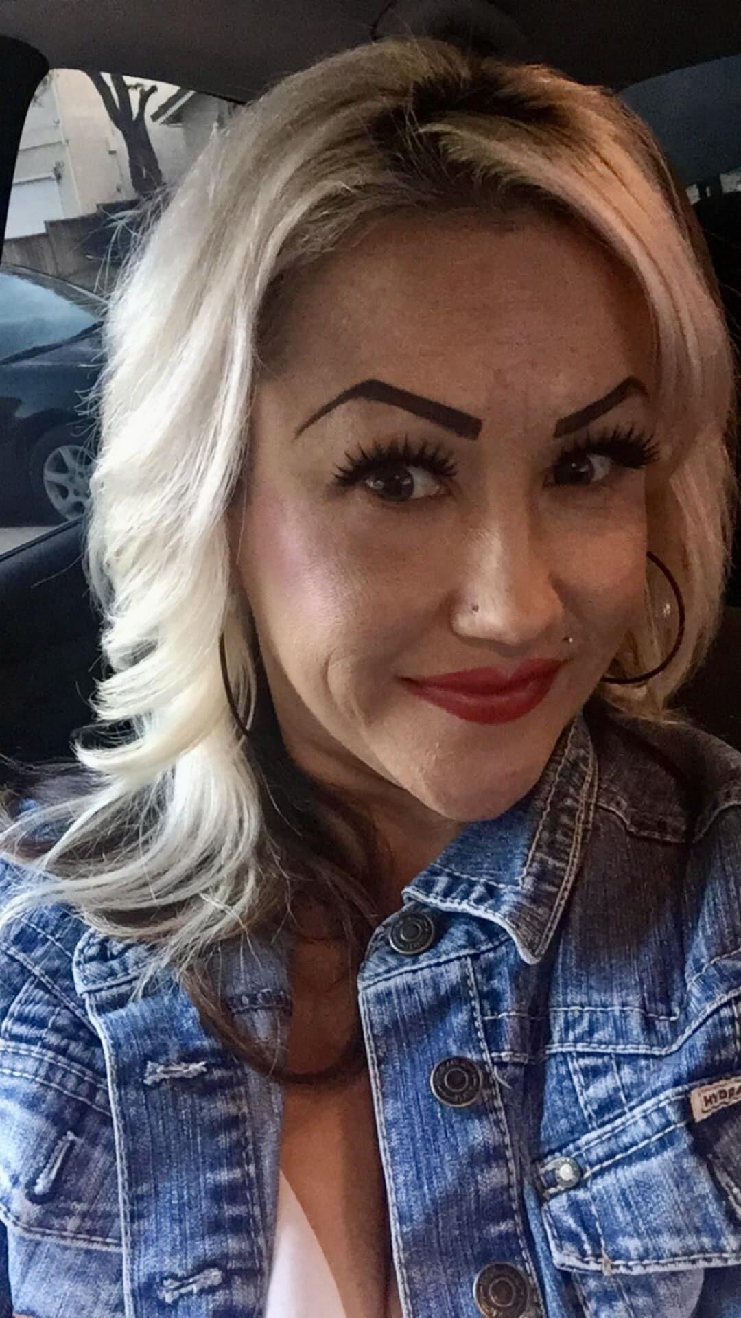Rosie Hoodrat Latina puta