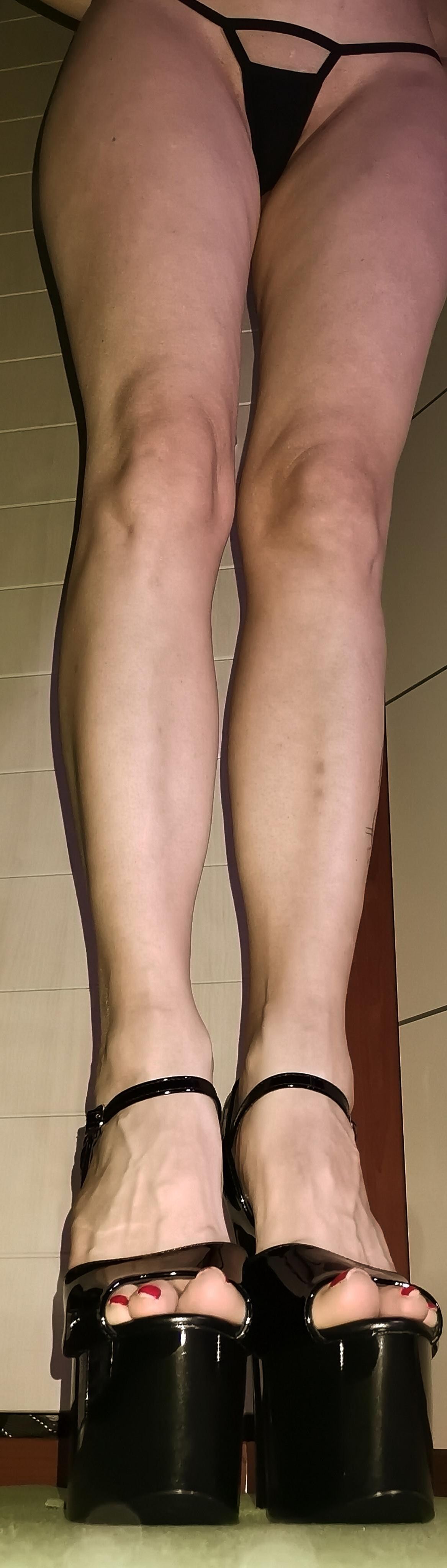Mis pies para el tributo