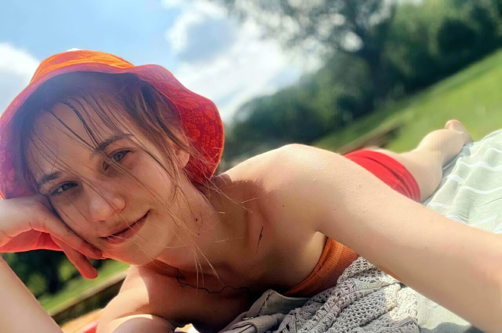 Je Crois Qu'on Tiens la Une Parfaite PETITE PUTE