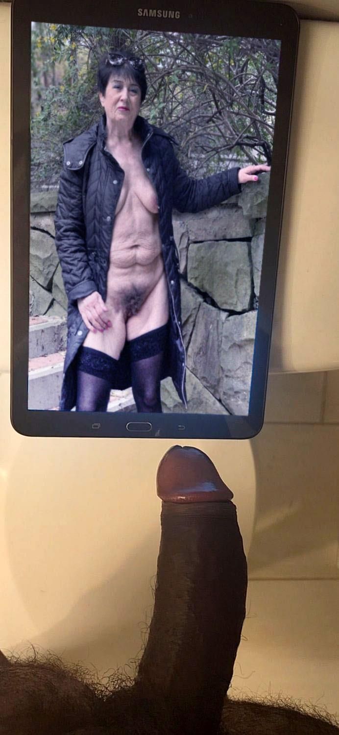 Homenaje a "la antigua prostituta". 